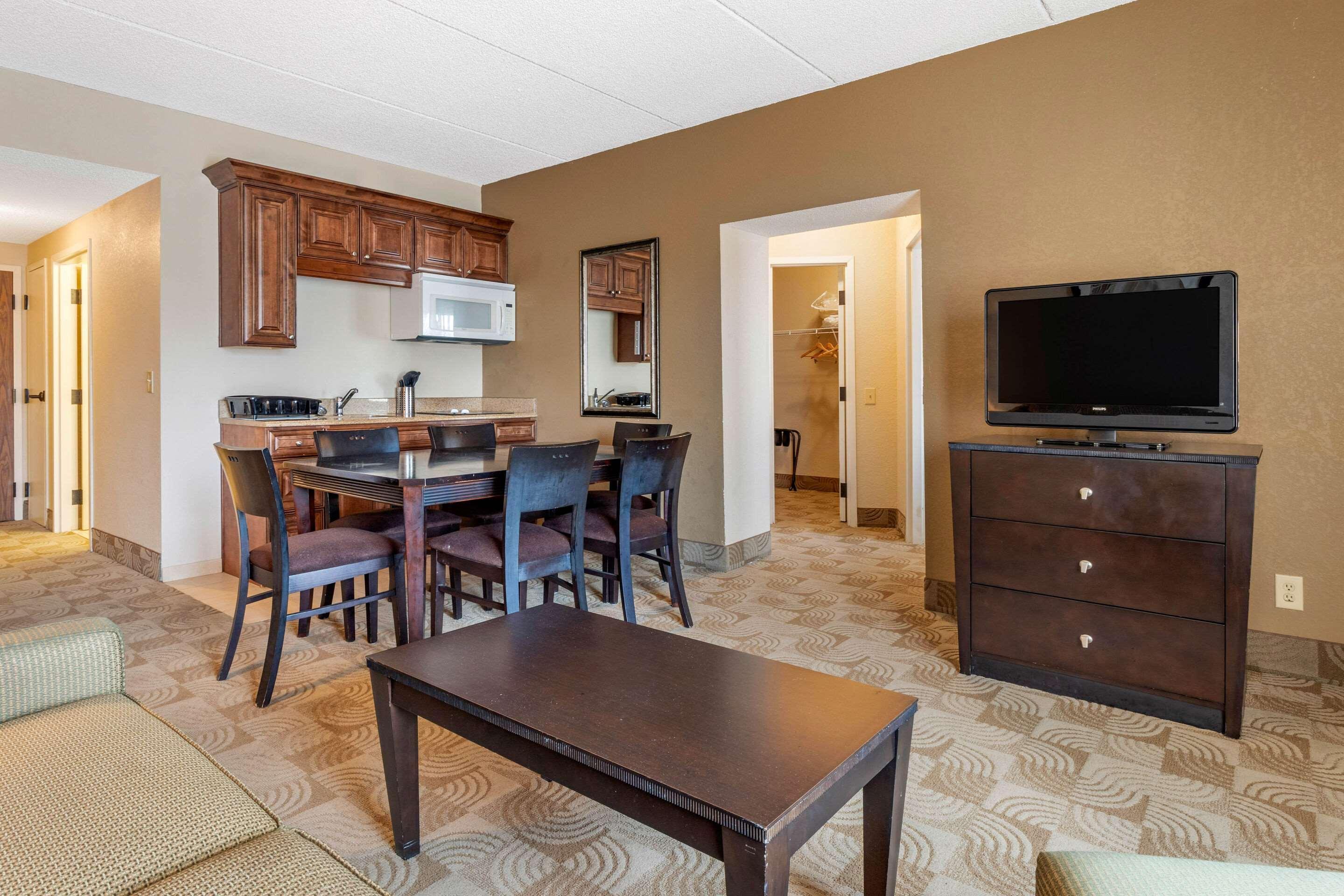 Comfort Inn Warner Robins - Robins Air Force Base Area Екстериор снимка